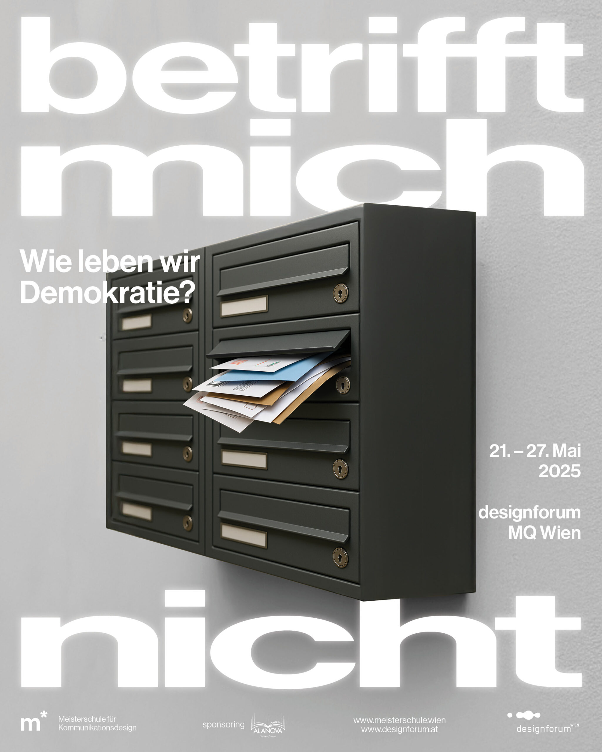 Plakat der Ausstellung "betrifft mich nicht" der Meisterschule, großer Schriftzug des Titels, ein voller Briefkasten in Mitte des Bildes platziert